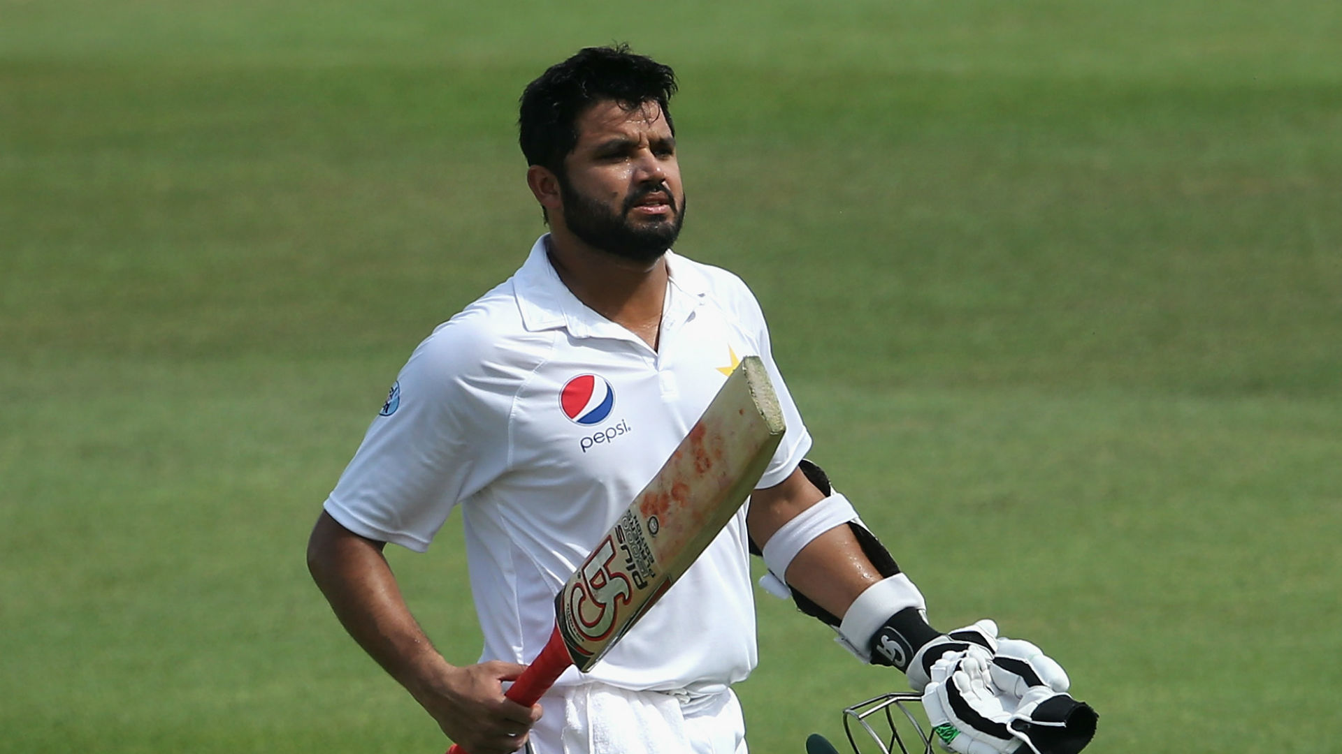 Pakistan enjoyed a successful third day in the second Test against Australia but only after Azhar Ali was remarkably run out.