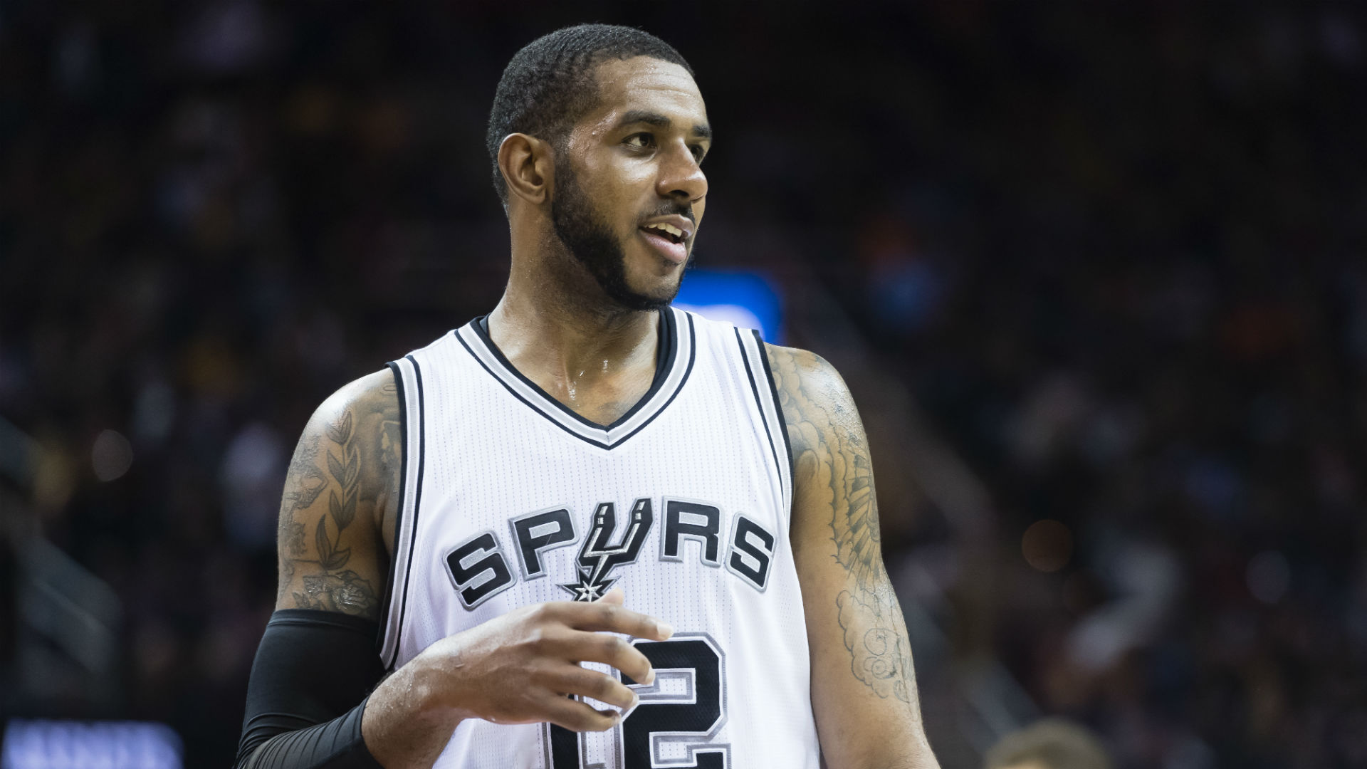The San Antonio Spurs made it seven wins in a row on Friday as six of their players reached double-digit points.