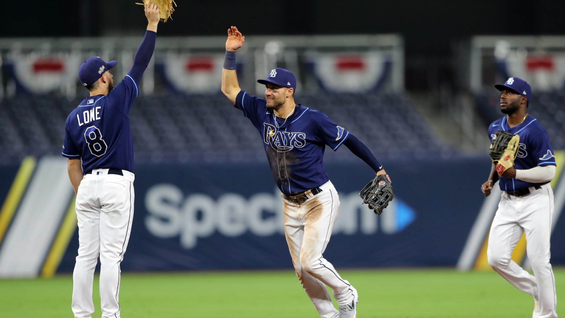 The American League's number one seed Tampa Bay Rays bounced back to hammer four home runs past the New York Yankees in a 7-5 ALDS victory.