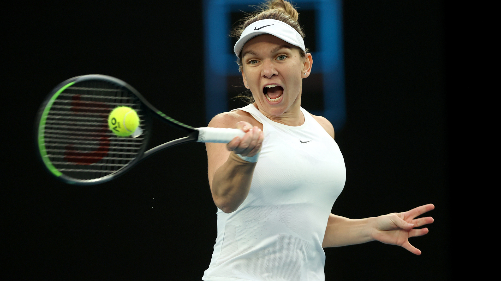 It was a good day for the seeds at the Australian Open, where Simona Halep and Karolina Pliskova were among the winners.