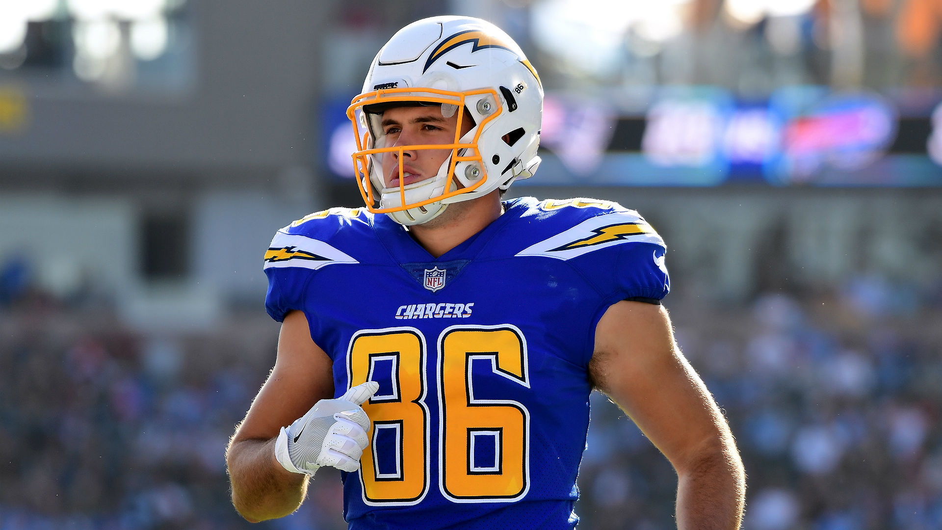 Hunter Henry tore his anterior cruciate ligament and is set to miss the Los Angeles Chargers' season.