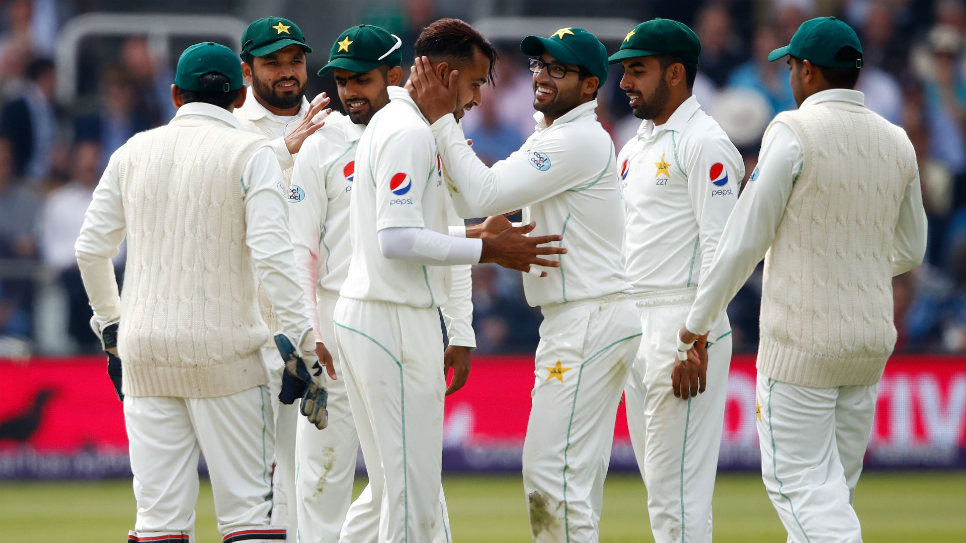 After two Pakistan players were spotted with smart watches at Lord's, the ICC has confirmed wearing the devices is not permitted.