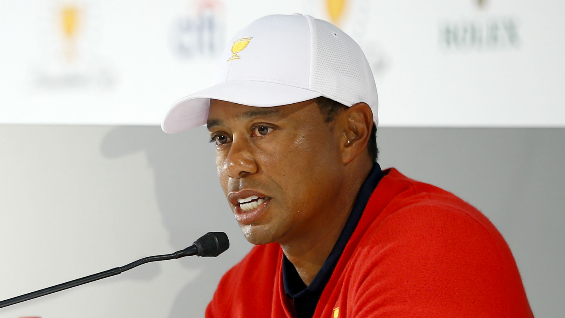 Captain Tiger Woods is determined to lead by example and play his part in getting the USA off to a strong start in Melbourne.