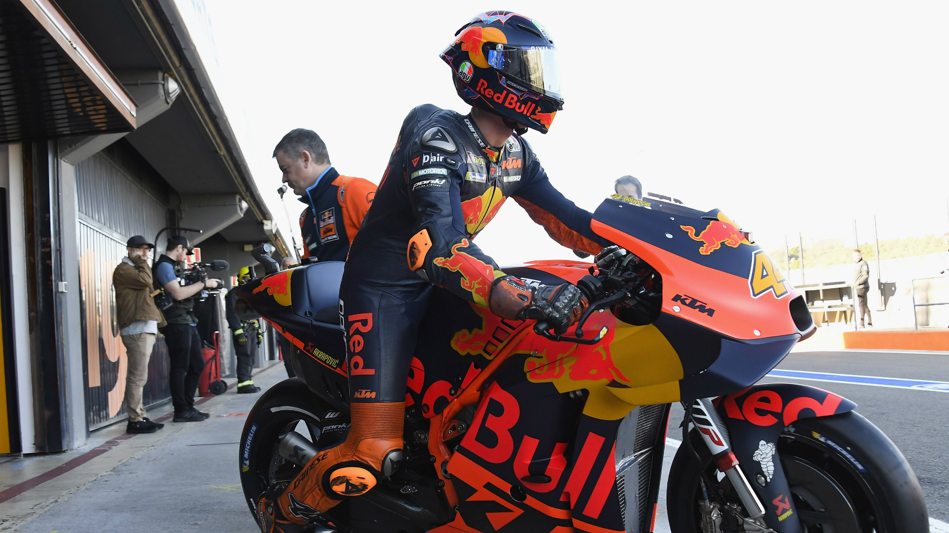 Pol Espargaro's mooted move to Honda has been confirmed and he will replace Alex Marquez in the manufacturer's top team.