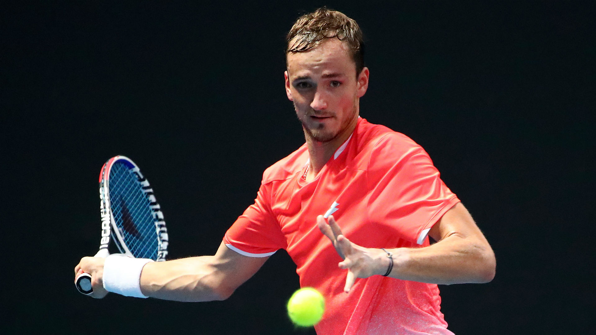 Daniil Medvedev and Jo-Wilfried Tsonga continued their winning runs and will now meet in Rotterdam after setting up a last-eight encounter.