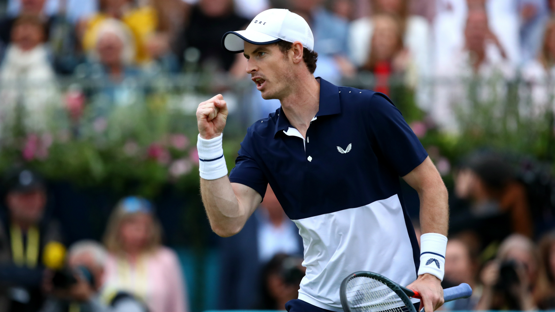 Former Wimbledon champion Andy Murray showed flickers of his brilliant best on his comeback in a memorable doubles win at Queen's Club.