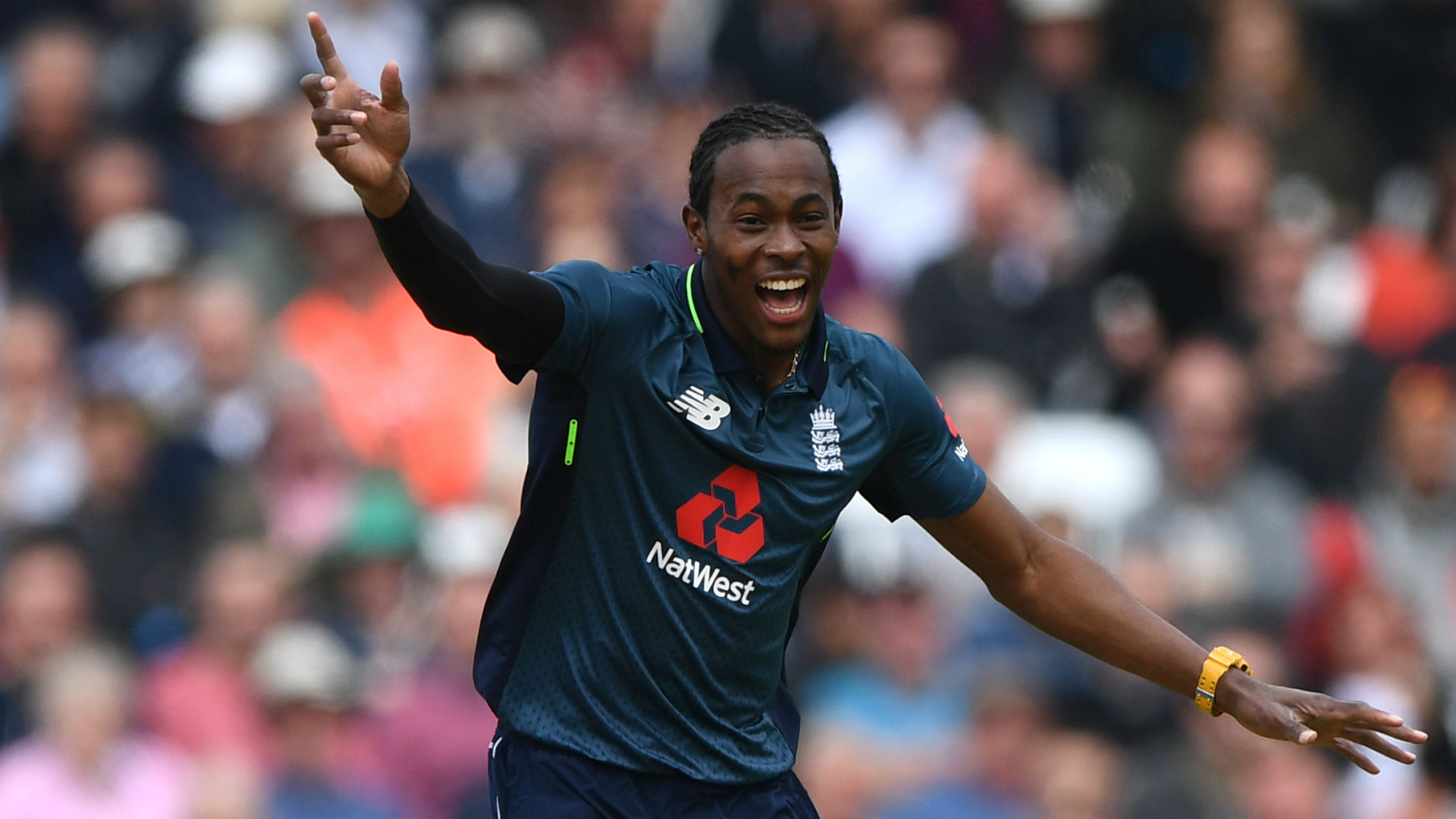 Liam Dawson is a surprise inclusion in England's squad for the World Cup, while Jofra Archer takes a fast-bowling berth.