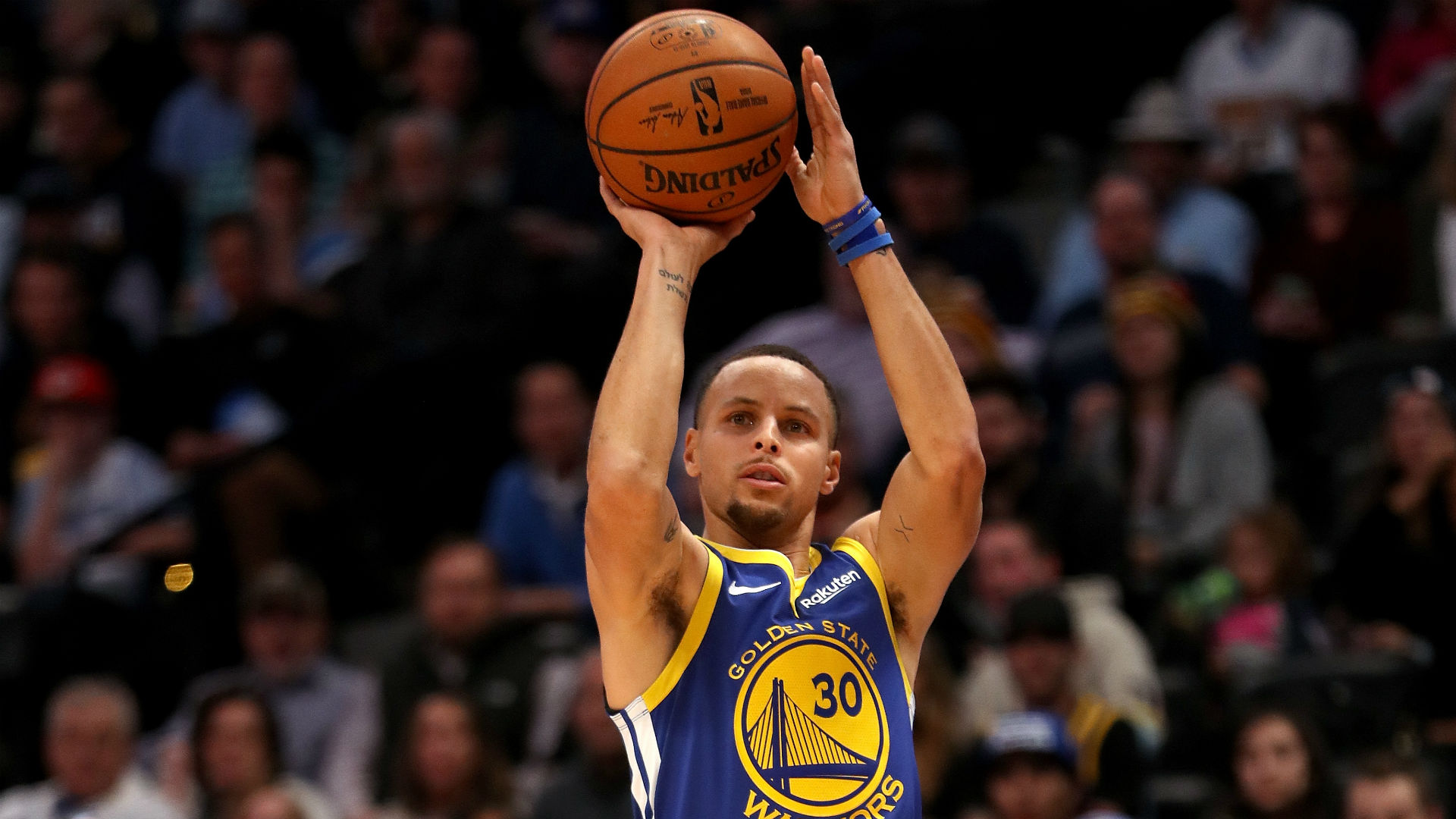 The Golden State Warriors knocked down a franchise-record 10 three-pointers in their 51-point first quarter on Tuesday.