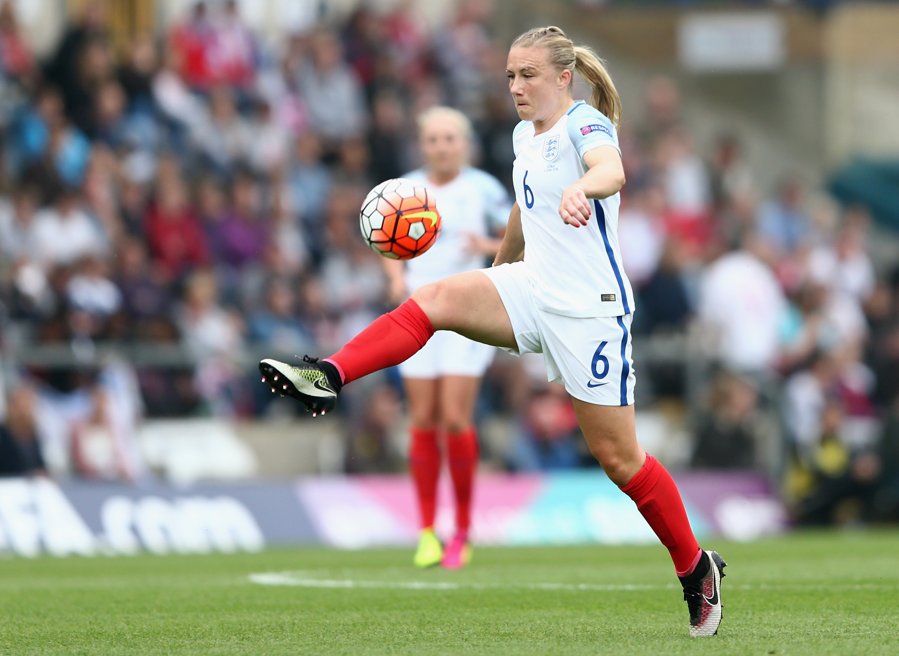 English Lionesses defender Laura Bassett has signed with Canberra United fo...