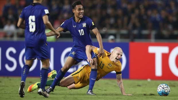 Aaron Mooy against Thailand