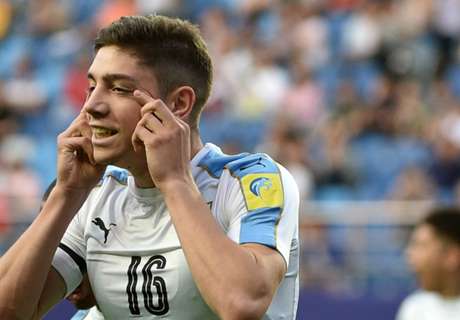 Bekuk Paraguay, Uruguay Di Atas Angin