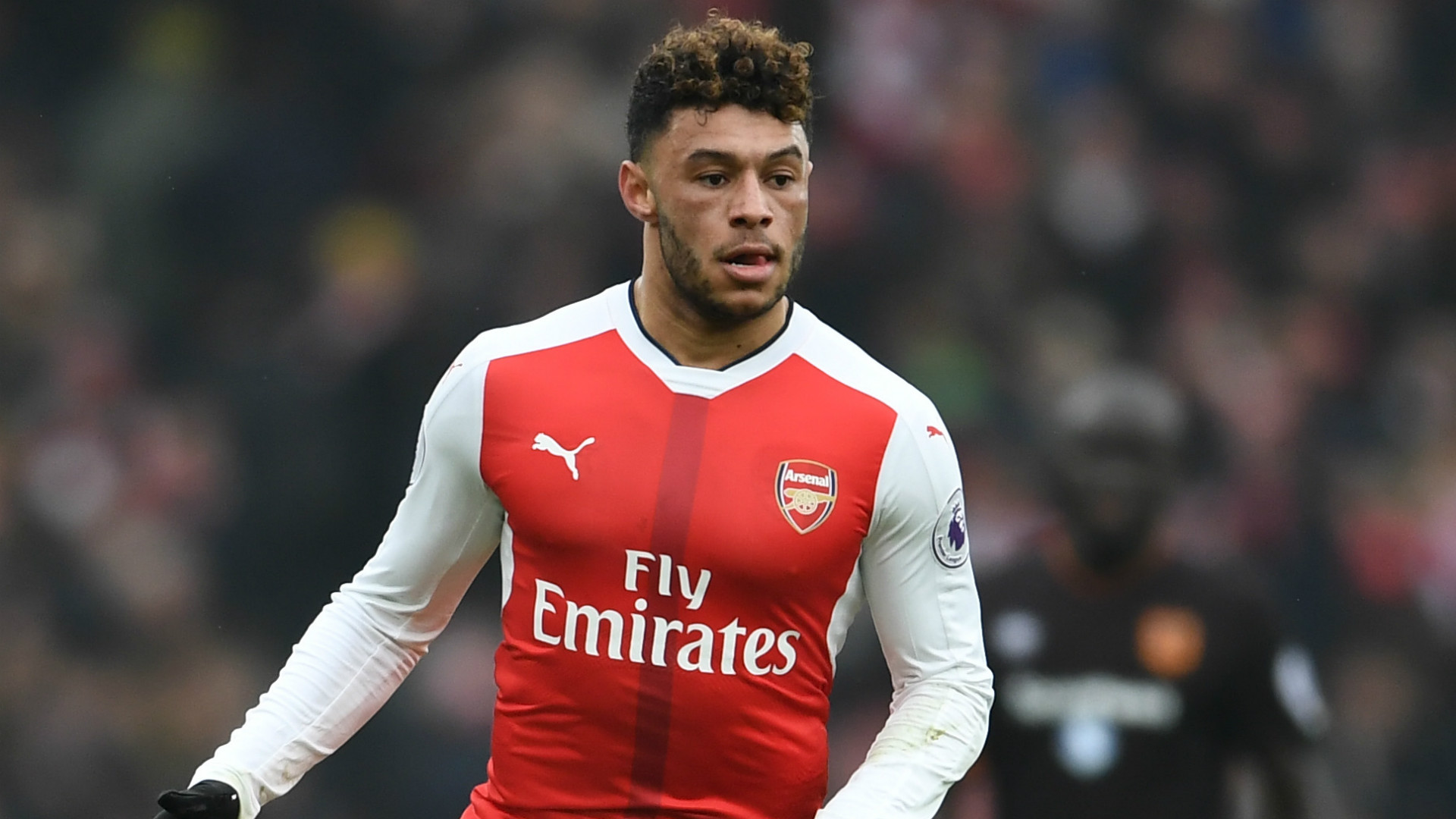  LIVERPOOL WANT £35M OX Alex-oxlade-chamberlain-arsenal_bq1lph25yh4l1upkkhgbiagd6