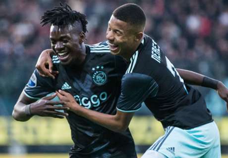 David Neres iguala marca de Suárez