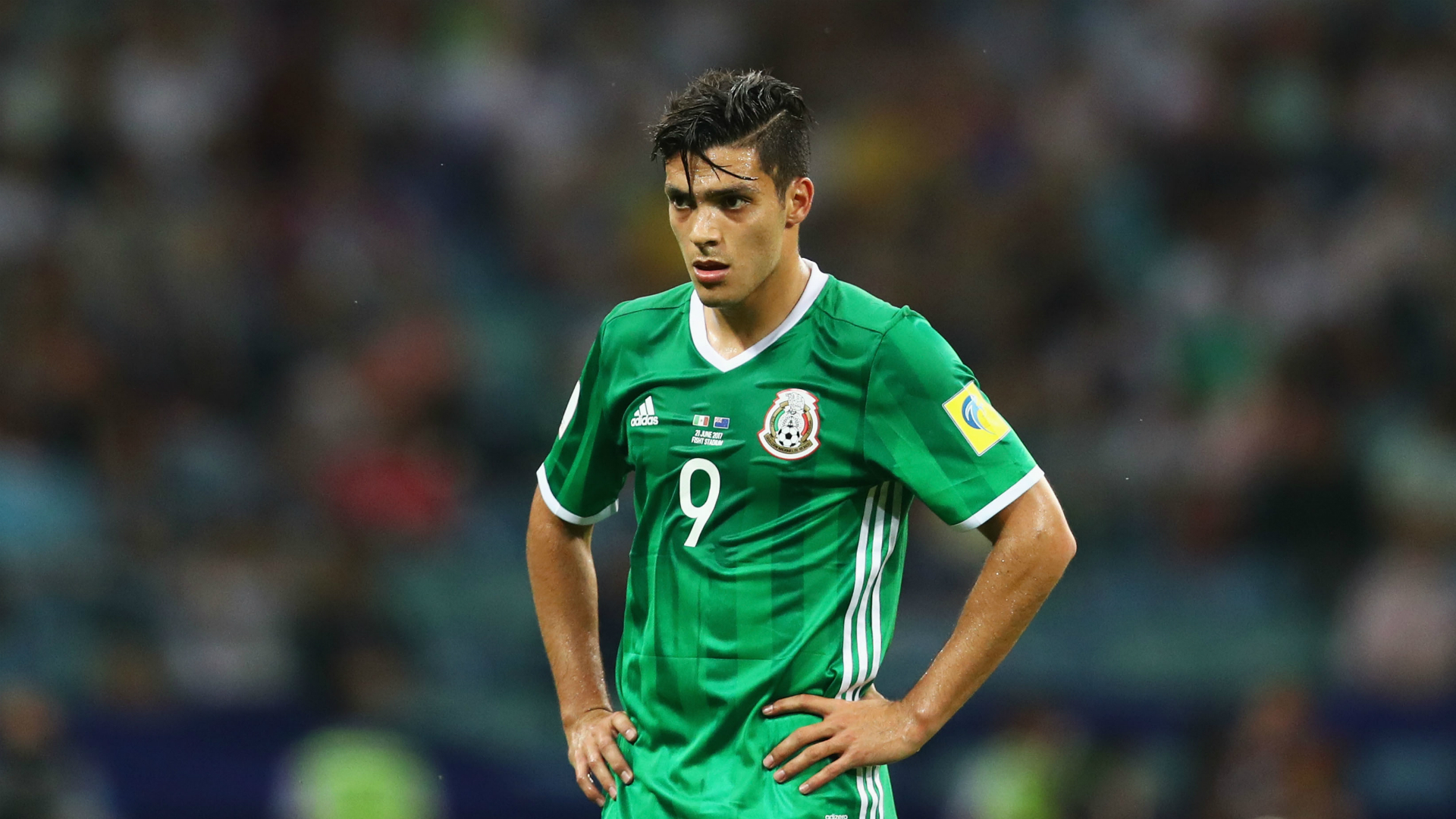 Raúl Jiménez no le cierra la puerta a la Premier League