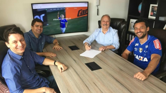 Sufre Universidad de Chile: Cruzeiro se refuerza con exseleccionado brasileño | Goal.com