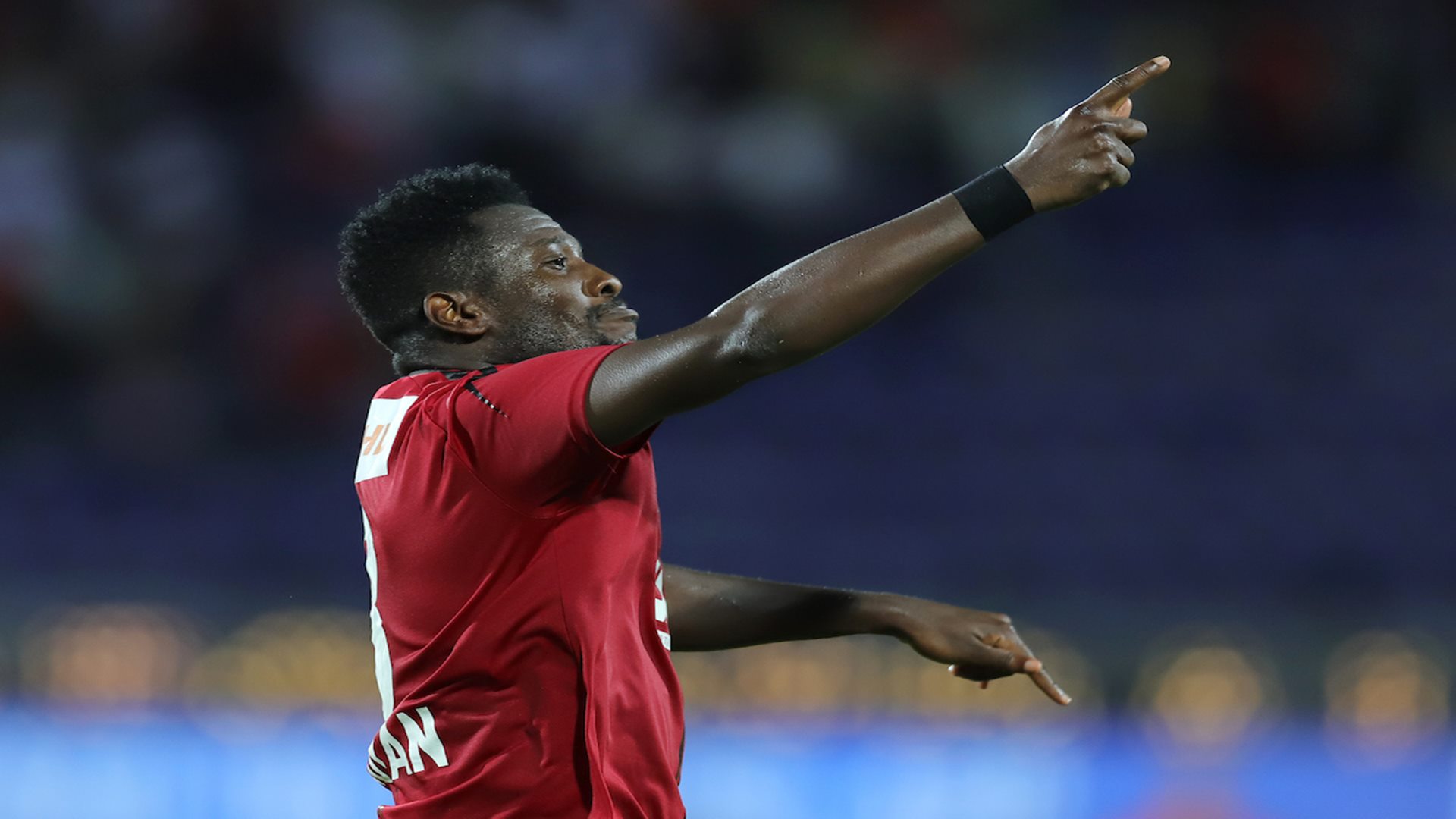 Asamoah Gyan scores in NorthEast United's draw with Mumbai City
