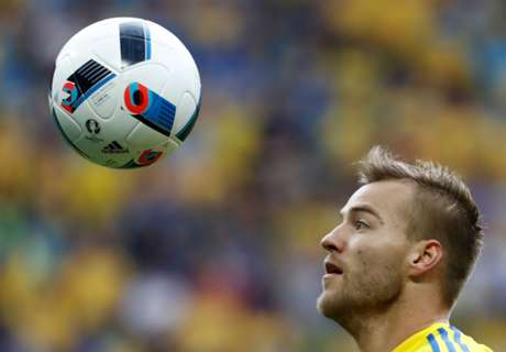 El Valencia sigue de cerca a Yarmolenko
