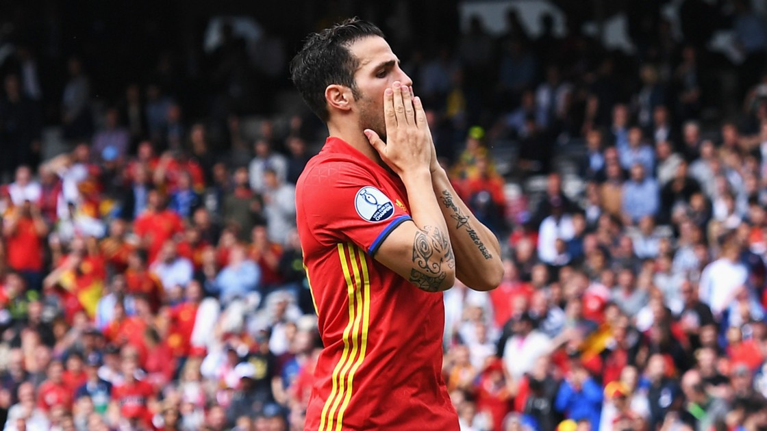 http://images.performgroup.com/di/library/GOAL/2e/16/cesc-fabregas-spain-czech-republic-euro-2016_1f8iwj9zx3wt91tte6qiemyhz7.jpg?t=1239974373&quality=90&h=630