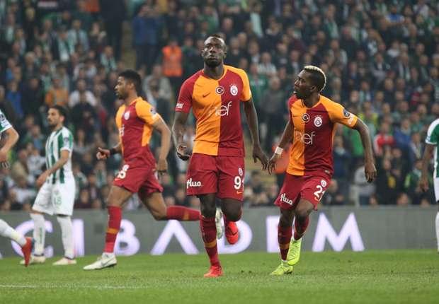 Sofiane Feghouli And Mbaye Diagne S Goals Send Galatasaray To Turkish Super Lig Summit Goal Com