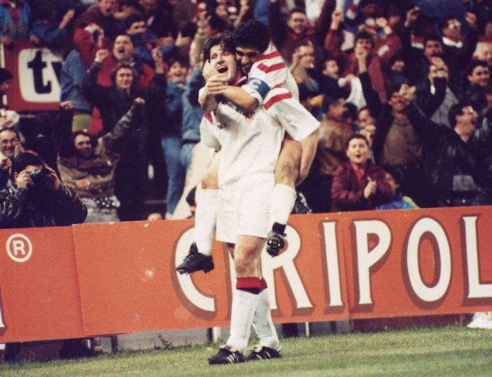 Cuando El Sevilla Canto Un Gol De Maradona