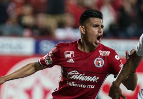 AA: Corona assists in Tijuana win