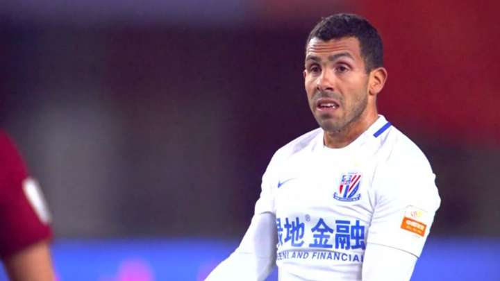 China se cansó de Tevez: ¿seguirá pensando que no la pasa mal?