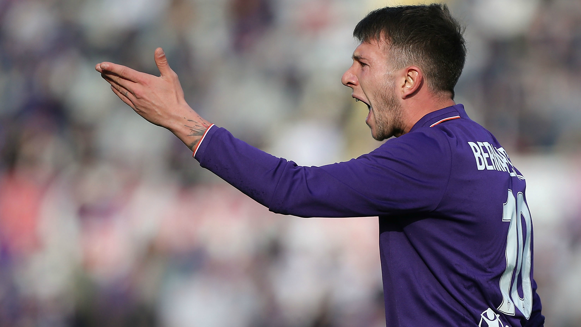 Calciomercato Juventus, rilancio Bernardeschi: c'è l'offerta bianconera Calciomercato Juventus, rilancio Bernardeschi: c'è l'offerta bianconera