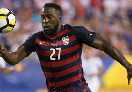 Jozy's girl: Only I can grab your nipples!
