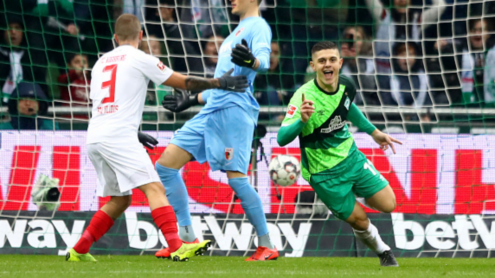 Rashica Doppelpack Werder Bremen Schlagt Augsburg Deutlich
