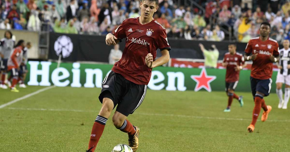 Korb Fur Kroatien Bayern Munchens Talent Josip Stanisic Will Fur