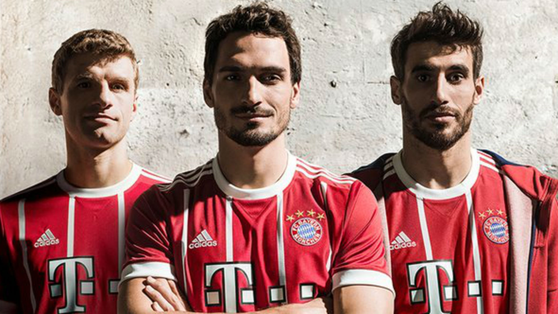 Bayern Munich home kit 17-18