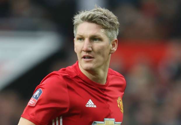 Bastian Schweinsteiger signs with Chicago Fire from Manchester United