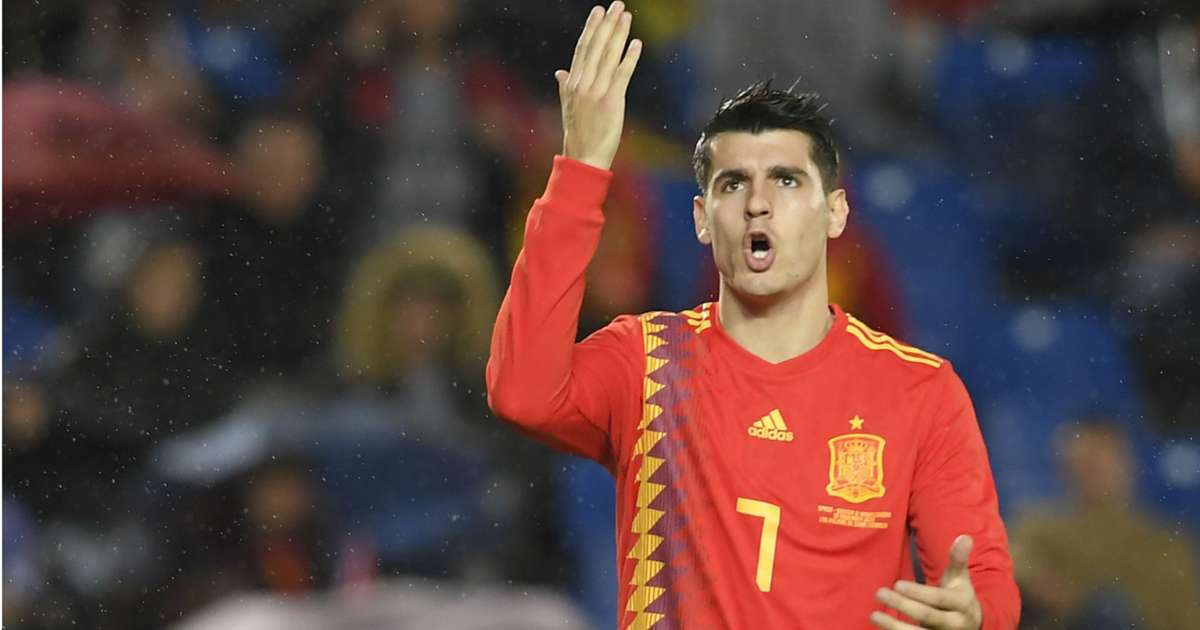 Spain manager responds sarcastically when asked about a potential