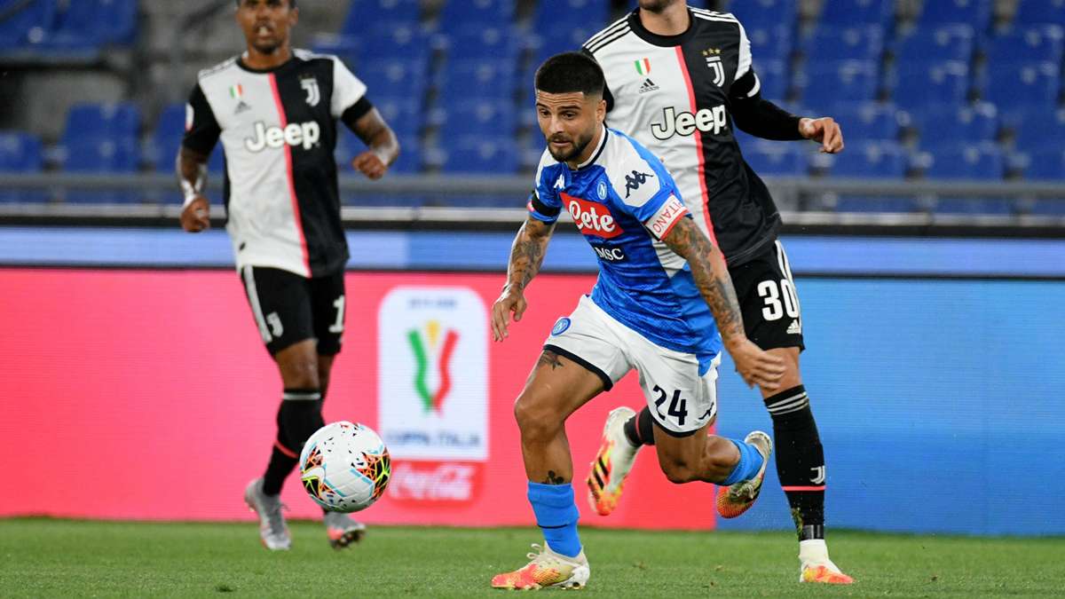 Napoli, le condizioni di Insigne: corsa contro il tempo per Barcellona