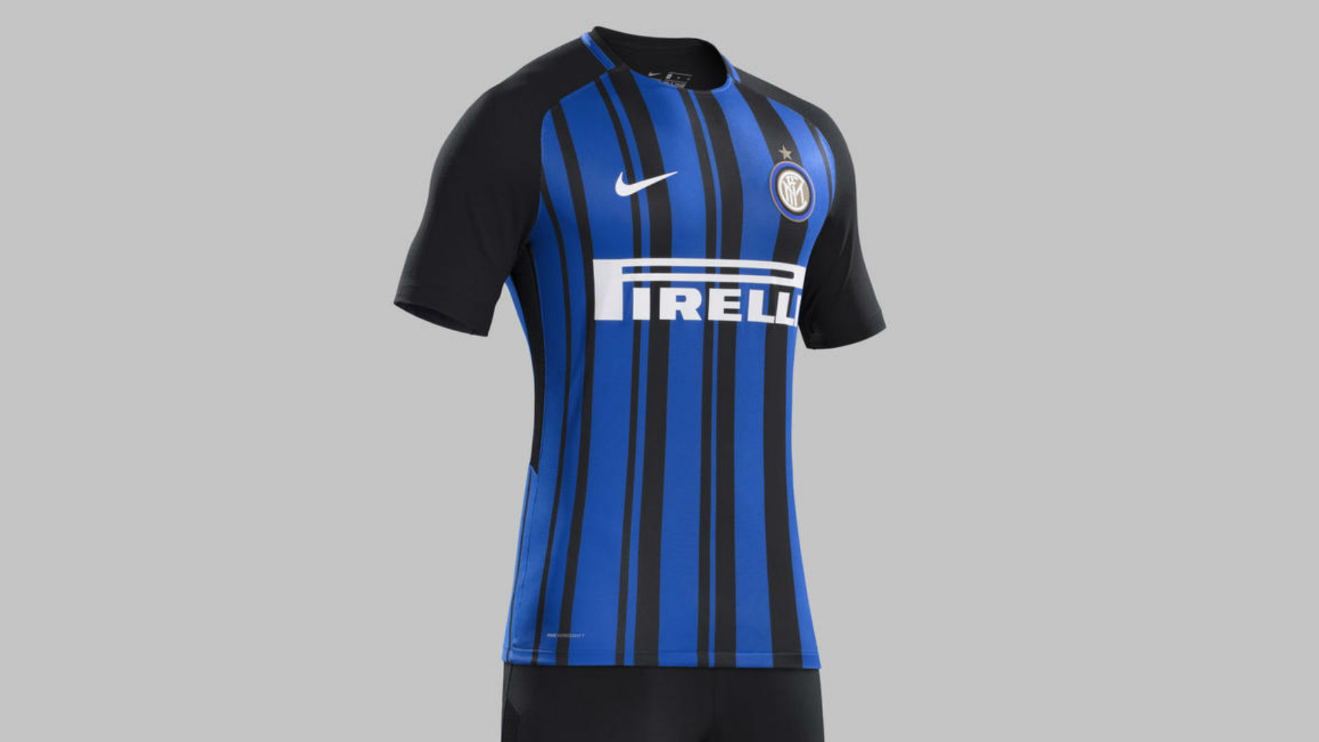 Inter home kit 1718