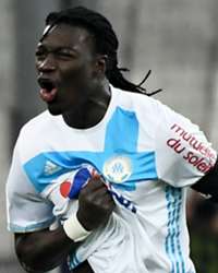 bafetimbi-gomis-marseille_1x5l85ps4d9q4107yqmvf43ebx.jpg