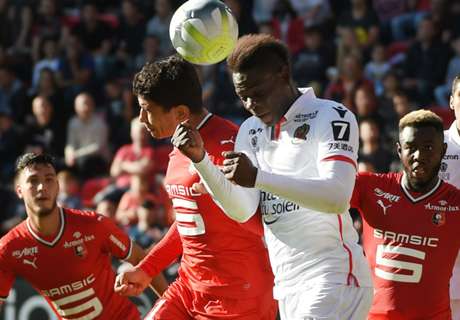 Balotelli knalt Nice naar uitzege