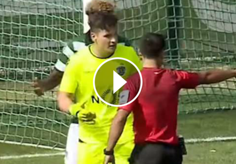 ► Increíble: el suplente hace penalti
