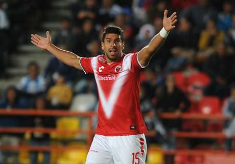 Rangers swoop for Mexico duo