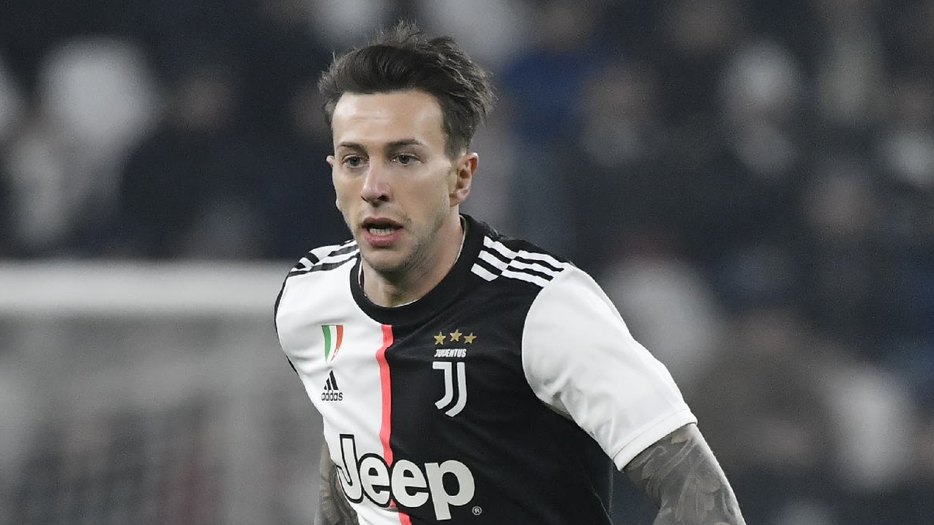 Juventus sale bernardeschi jersey