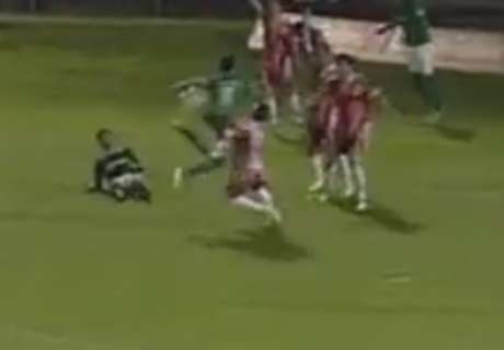 WATCH: Racing's Globetrotter goal
