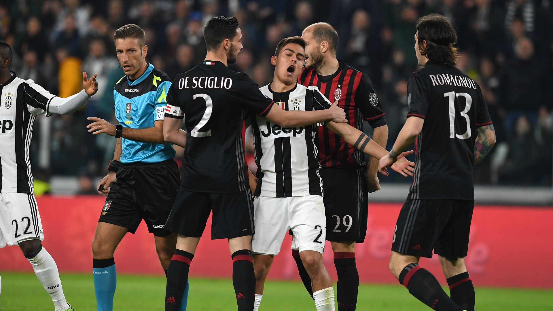 Mattia De Sciglio Paulo Dybala Alessio Romagnoli Juventus Milan Serie A