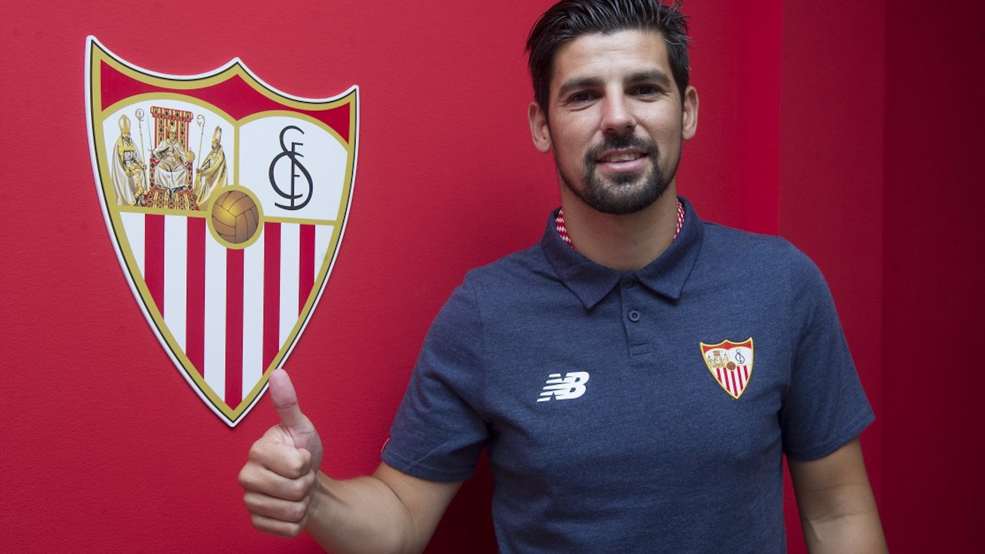 Nolito firma con el Sevilla por las tres próximas temporadas