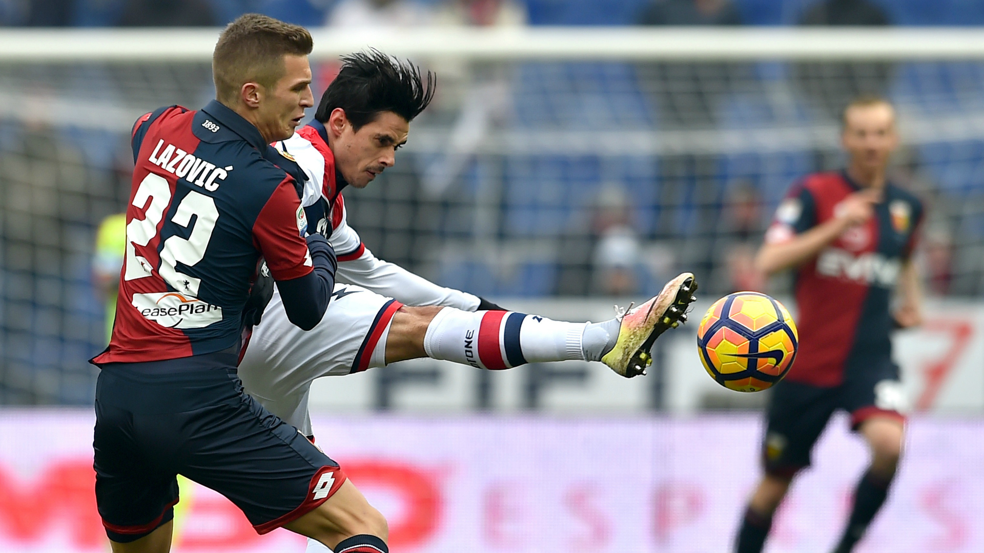 Il Genoa prova a scappare, il Crotone lo riacciuffa due volte