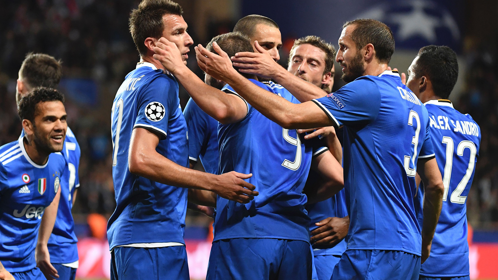 Juventus celebrating vs Monaco