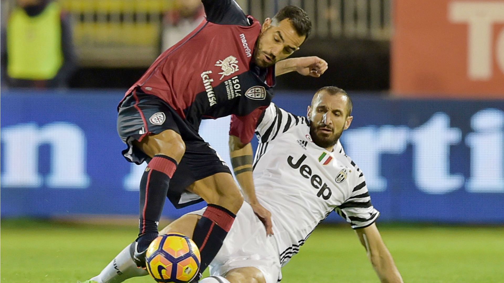 marco-sau-giorgio-chiellini-cagliari-juv