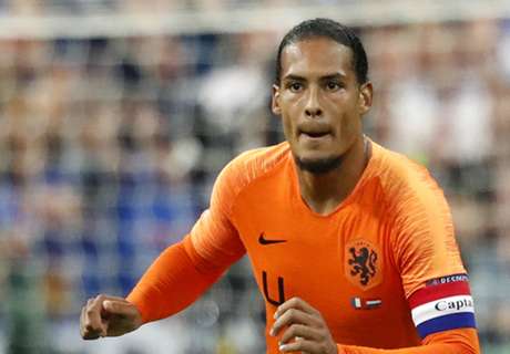 Van Dijk genomineerd voor Wereldelftal