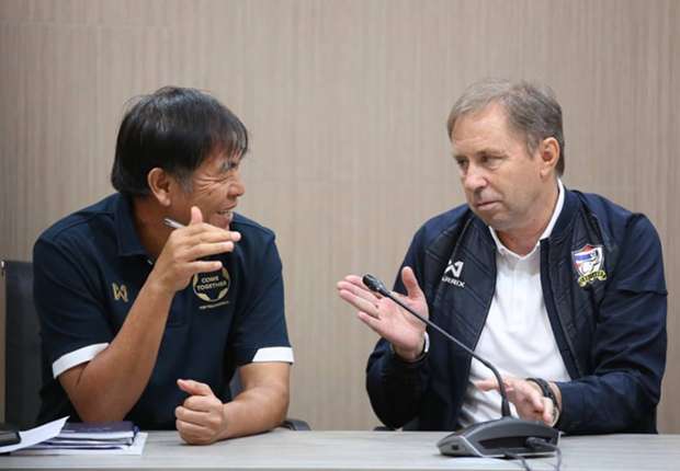 เว็บแทงบอลออนไลน์