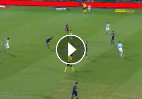 ►Se cree Messi, pierde balón y encaja