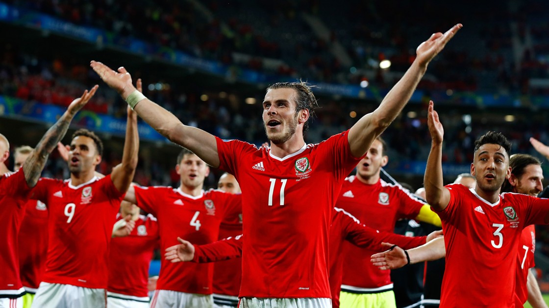 http://images.performgroup.com/di/library/GOAL/99/a7/gareth-bale-wales_12wv8ahm1xpmm11qkwehszdk7m.jpg?t=-1474130019&quality=90&h=630